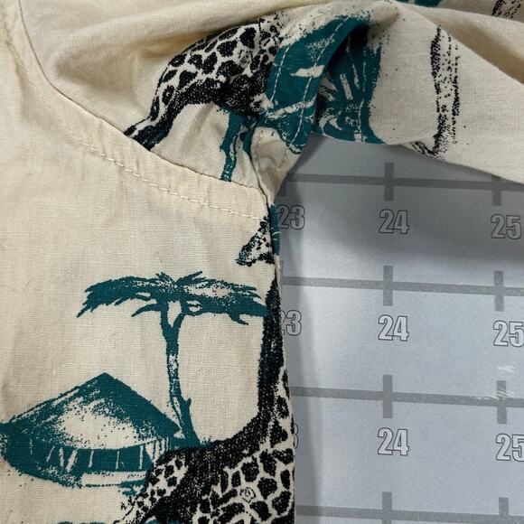 Lifted Research Group LRG Shirt Mens L Tan Safari Giraffes Short Sleeve Button - Picture 8 of 9
